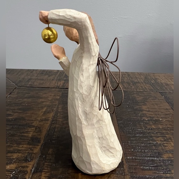 Rare & Retired - Willow Tree® “Angel of Wonder” Figurine (2002) - Picture 4 of 9